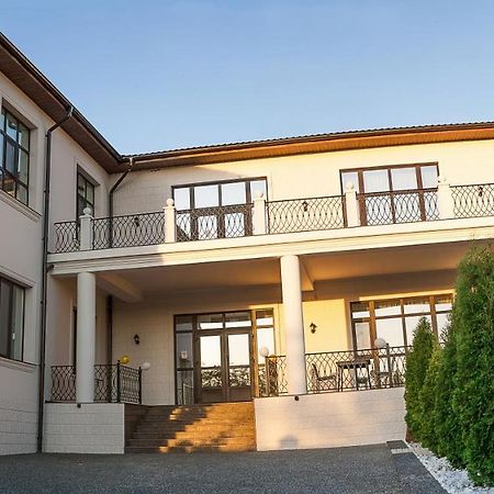 Colinele Aurii Cimislia Hotel Buitenkant foto