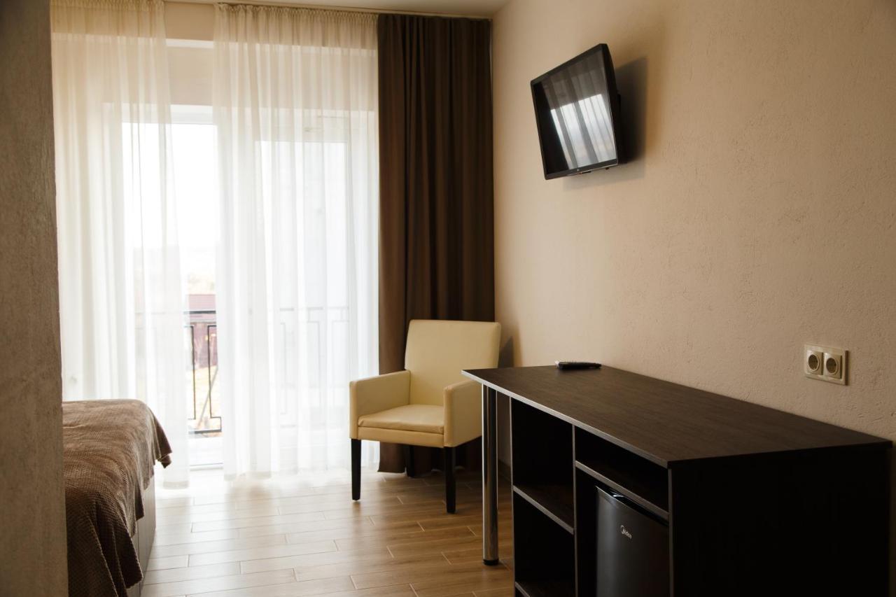 Colinele Aurii Cimislia Hotel Buitenkant foto
